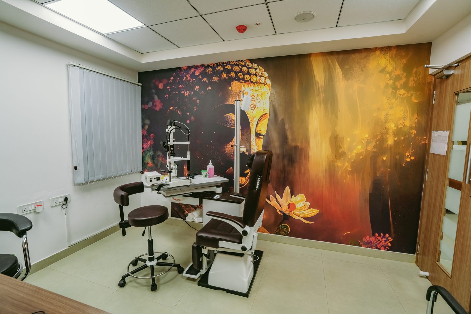 Dental operatory with marble feature wall